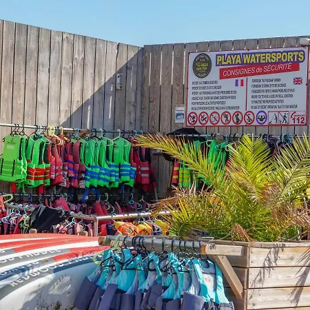 Campsite Camping Pleine Mer Vias
